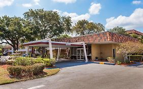 Baymont Inn And Suites Sarasota Florida 2*